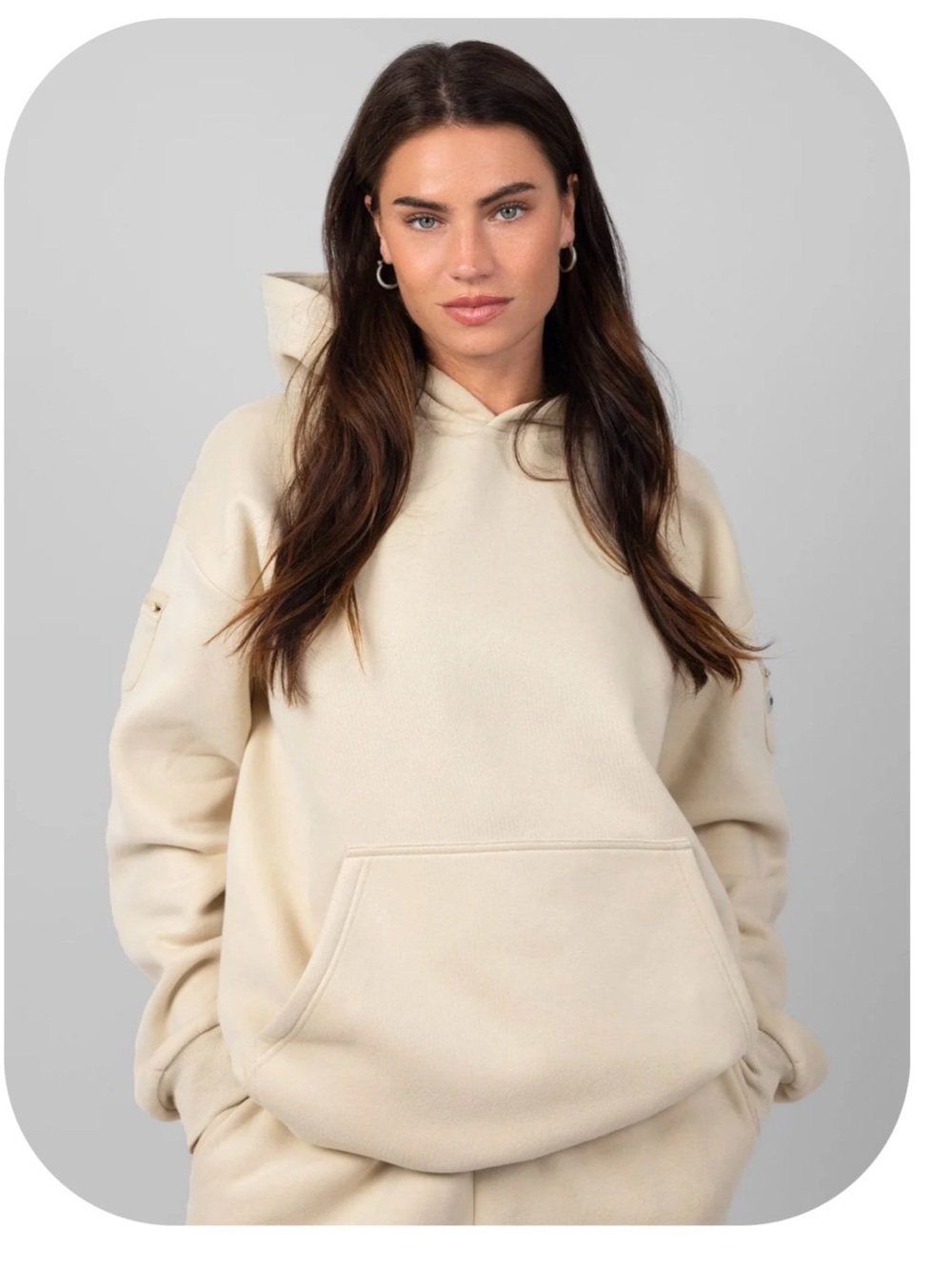 COMFRT Travel Essentials Sweatshirt color: bone